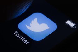 Twitter khôi phục các tài khoản bị khóa