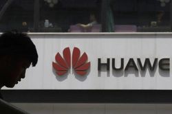 Mỹ cấm thiết bị Huawei, ZTE vì rủi ro an ninh quốc gia