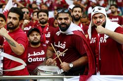 Hai 'vũ trụ song song' ở World Cup tại Qatar