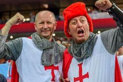 World Cup 2022: Cổ động viên Anh bị cấm vào sân với trang phục quân Thập tự chinh