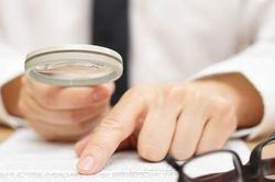 Cán bộ, công chức phải kê khai những loại tài sản gì của mình và người thân?