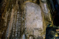 Cận cảnh Ma nhai trên núi Ngũ Hành Sơn vừa được UNESCO ghi nhận
