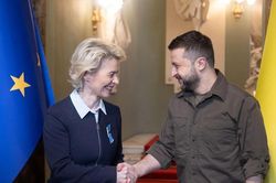 EC: EU và các đối tác có thể kiểm soát, đầu tư khoản tiền đã phong tỏa của Nga