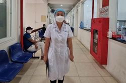 Hết lòng giúp sản phụ nhiễm HIV sinh con an toàn
