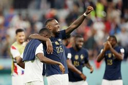 Tunisia vs Pháp: Sức mạnh cửa trên