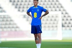 Ngôi sao người Anh Ben White rời đội tuyển World Cup vì lý do cá nhân