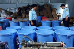 Phát hiện kho, xưởng sản xuất mỹ phẩm quy mô lớn