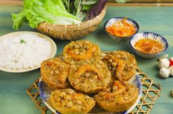 Mời anh bánh giá Hòa Đồng