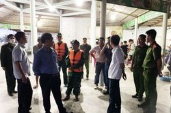 Thừa Thiên Huế: Tích cực tìm kiếm nam sinh viên mất tích khi tắm biển