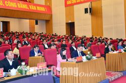 Hội thảo khoa học vận dụng nội dung tác phẩm 'Một số vấn đề lý luận và thực tiễn về chủ nghĩa xã hội và con đường đi lên chủ nghĩa xã hội ở Việt Nam'