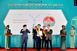Phổ Yên nhận giải thưởng Thành phố điều hành và quản lý thông minh Việt Nam