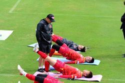 AFF Cup 2022: Thầy trò HLV Park Hang Seo gặp khó vì thời tiết