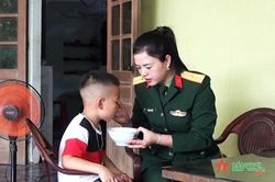 'Mẹ bộ đội' của trẻ mồ côi