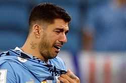 Hightlight Ghana 0-2 Uruguay: 2 bàn thắng Uruguay chỉ đổi lấy giọt nước mắt Suarez