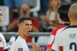 Ronaldo giải thích lý do 'chửi nhau' khi rời sân ở trận thua Hàn Quốc
