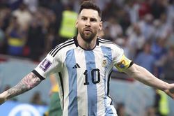 Vịnh trận Argentina - Úc (2-1): Messi, một bàn, một chiến công, một kỷ lục