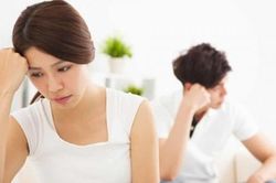 Vợ đầu cưới chưa đầy năm đã 'chạy đứt dép', vợ sau cũng ngậm ngùi tính đường bỏ của chạy lấy người