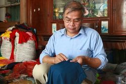 Thăng trầm nghề may làng Trạch Xá