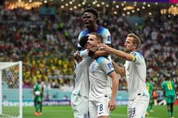 Hạ gục Senegal 3-0, Anh hẹn gặp Pháp ở tứ kết