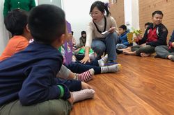 Những trò chơi dân gian bước ra từ trang sách