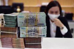Nóng: Ngân hàng Nhà nước nới room tín dụng thêm 1,5 - 2% cho toàn hệ thống