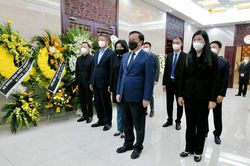 Đoàn đại biểu thành phố Hà Nội viếng nguyên Tổng Bí thư, nguyên Chủ tịch nước Cộng hòa nhân dân Trung Hoa Giang Trạch Dân