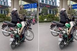 CSGT Hà Nội xác minh hai xe máy 'làm xiếc' trên phố