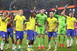 Brazil phô trương sức mạnh tiến vào tứ kết