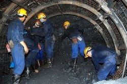 Công nhân than Núi Béo bị đá rơi vào người tử vong