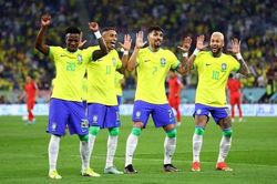 Nhìn lại World Cup ngày thứ 16: Không còn đại diện châu Á tại vòng tứ kết