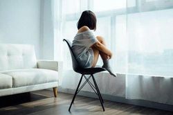 Làm thế nào để đối phó với nỗi cô đơn trong tâm trí?