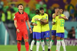 Thắng đậm Hàn Quốc, Brazil đối đầu Croatia ở tứ kết World Cup
