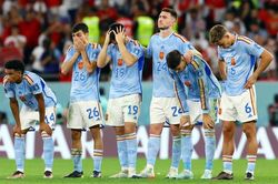 Sút luân lưu dở như Nhật Bản, Tây Ban Nha bị loại khỏi World Cup 2022