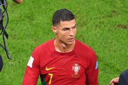 Ronaldo lạc lõng trong chiến thắng của Bồ Đào Nha