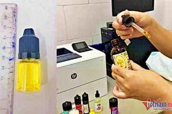 Bé 5 tuổi hôn mê sau khi uống dung dịch trong thuốc lá điện tử