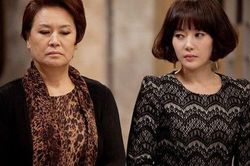 Đêm tân hôn đã phải ôm mặt khóc rời khỏi nhà vì sự vô lý của mẹ chồng