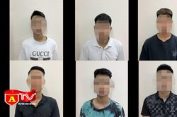 'Tiện tay' cướp xe máy sau khi đánh nhầm người đi đường