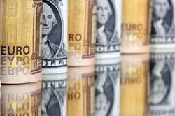 Tỷ giá ngoại tệ hôm nay 8/12: Tỷ giá USD, Euro, Yen Nhật, CAD, AUD, Bảng Anh... Lo kinh tế tăng trưởng chậm, đồng bạc xanh quay ngược, giảm nhẹ
