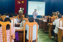 Hơn 60 cán bộ, hội viên nông dân thị xã Ayun Pa tập huấn an toàn giao thông