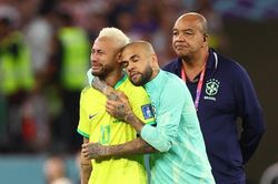 Neymar khóc như mưa sau thất bại cay đắng