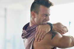 8 động tác yoga tốt nhất giảm đau căng cơ