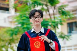 Huy chương đồng Olympic Sinh học ước mơ thành bác sĩ