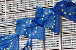 Điện Kremlin: EU đang phụ thuộc vào LNG của Mỹ sau khi 'cai' khí đốt Nga