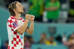 World Cup 'nợ' Luka Modric một… cúp vô địch