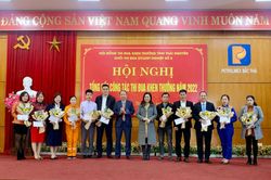 Khối thi đua Doanh nghiệp số 5: Khen thưởng 11 lao động trực tiếp
