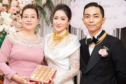 Mẹ Khánh Thi gây ấn tượng tặng vợ chồng con gái 12 cây vàng trong đám hỏi