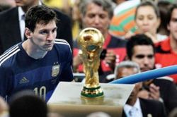 Hành trình tìm kiếm vinh quang của Messi ở World Cup