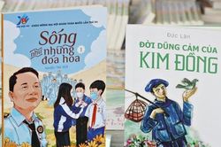 Bộ sách ý nghĩa chào mừng Đại hội Đoàn toàn quốc XII: Hãy sống rực rỡ như những đóa hoa