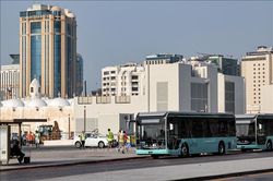 WORLD CUP 2022: Khi trái bóng lăn trên vỉa hè Doha