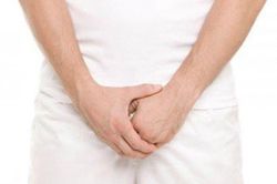Người đàn ông mãi chưa có con, đi khám mới 'ngả ngửa' vì bị teo tinh hoàn